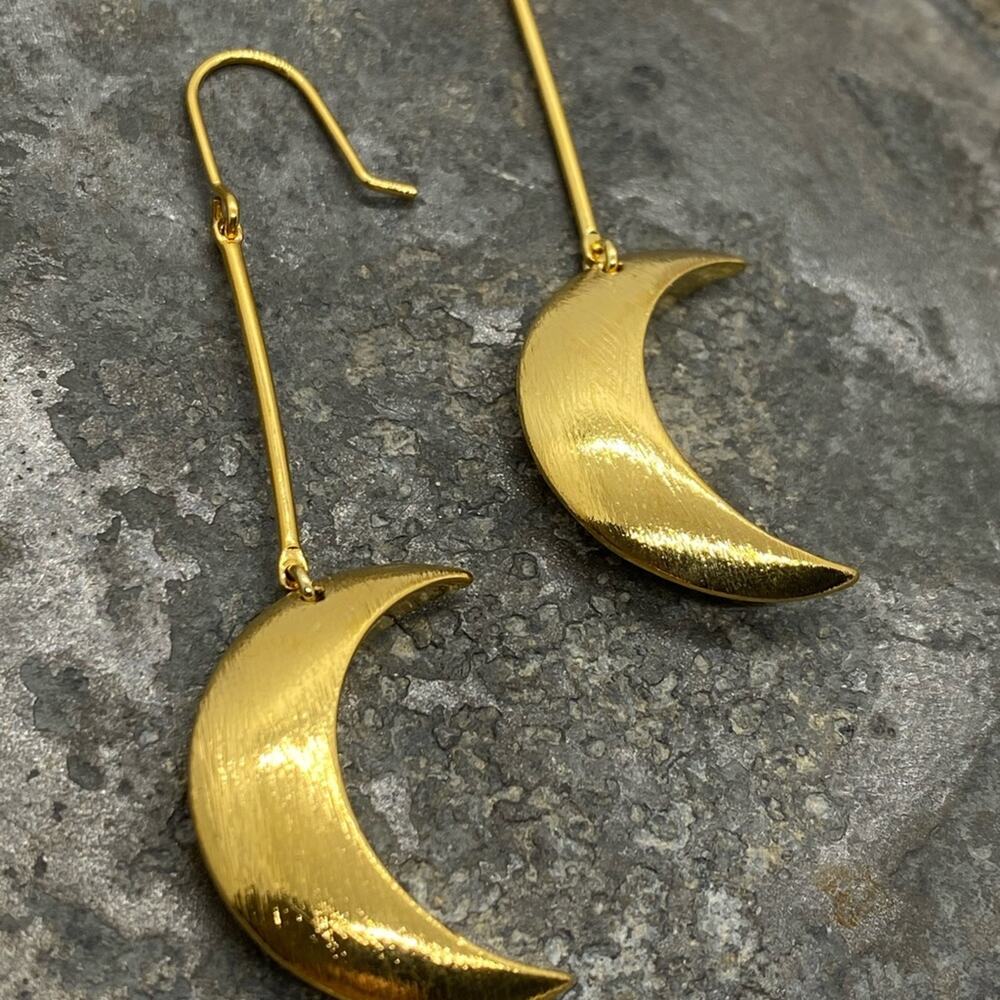 NEW Simple Nights Crescent Moon Dangle Earrings - Picture 6 of 9